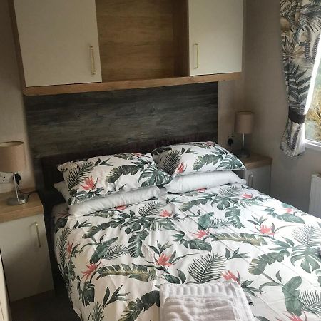 Flamingo Land Private Caravan - No 8 Cedarwood Kirby Misperton Exterior foto